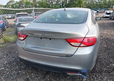 2015 Chrysler 200 S z USA, uszkodzony, nr VIN 1C3CCCDG0FN522950
